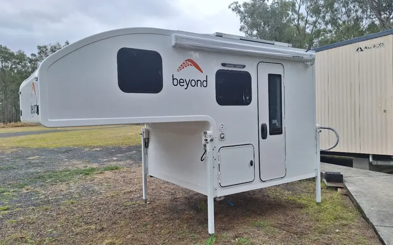 Advent 2150 Hardtop Ute Slide-On Camper