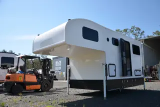 3.5m DIY Camper Box with Cabover and Underfloor Storage — view 4