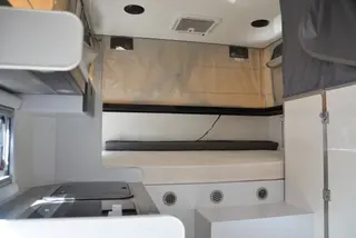 Custom 3.5m Electric Pop-Top Truck Camper — view 5