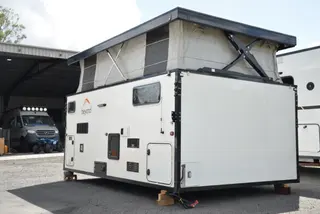 Custom 3.5m Electric Pop-Top Truck Camper — view 3