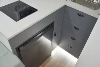 Advent 2150 Hardtop Ute Slide-On Camper — view 6