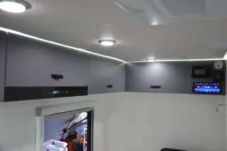 Advent 2150 Hardtop Ute Slide-On Camper — view 7