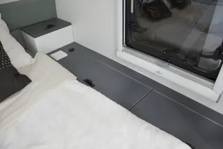 Advent 2150 Hardtop Ute Slide-On Camper — view 16