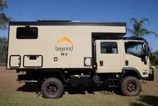 3.5m Electric Pop-Top Cabover Family Camper w/ Electric Drop Down Bed — view 5