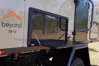 3.5m Electric Pop-Top Cabover Family Camper w/ Electric Drop Down Bed — view 10