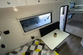 Sunpatch 12C Couples Off-Road Van — view 10