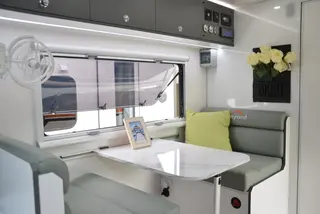 Sunpatch 15-XC Couples Off-Road Van — view 14