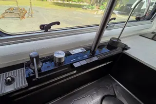 Sunpatch 21-XF Hardtop Family Off-Road Van — view 11